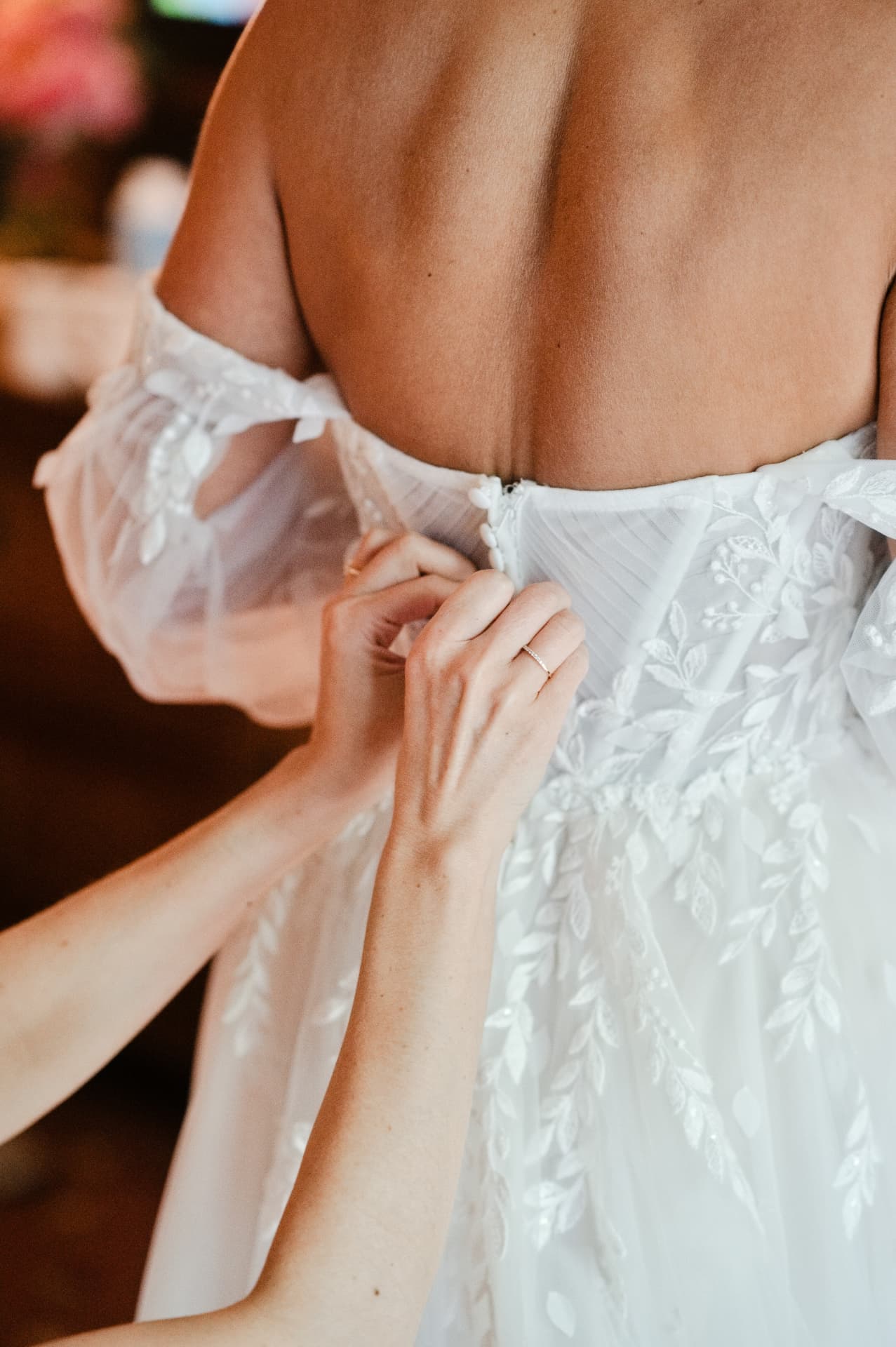 Final dress details before a ceremony